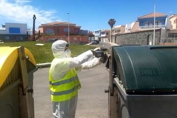 La limpieza exhaustiva llega estos días a La Viña, la costa, Hornos del Rey, Las Remudas y otros barrios (Foto TA)